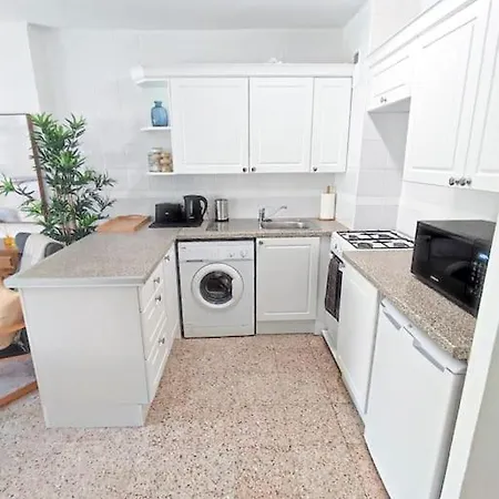 Appartement Modern 1 Bedroom With Pool Acess, Edificio Bahamas, *