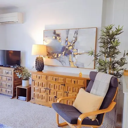 Modern 1 Bedroom With Pool Acess, Edificio Bahamas, Nerja