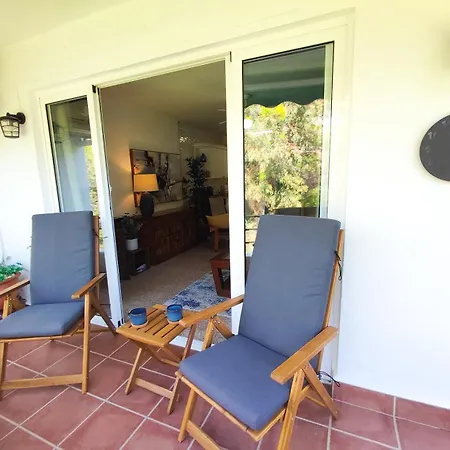 Modern 1 Bedroom With Pool Acess, Edificio Bahamas, Apartmán Nerja